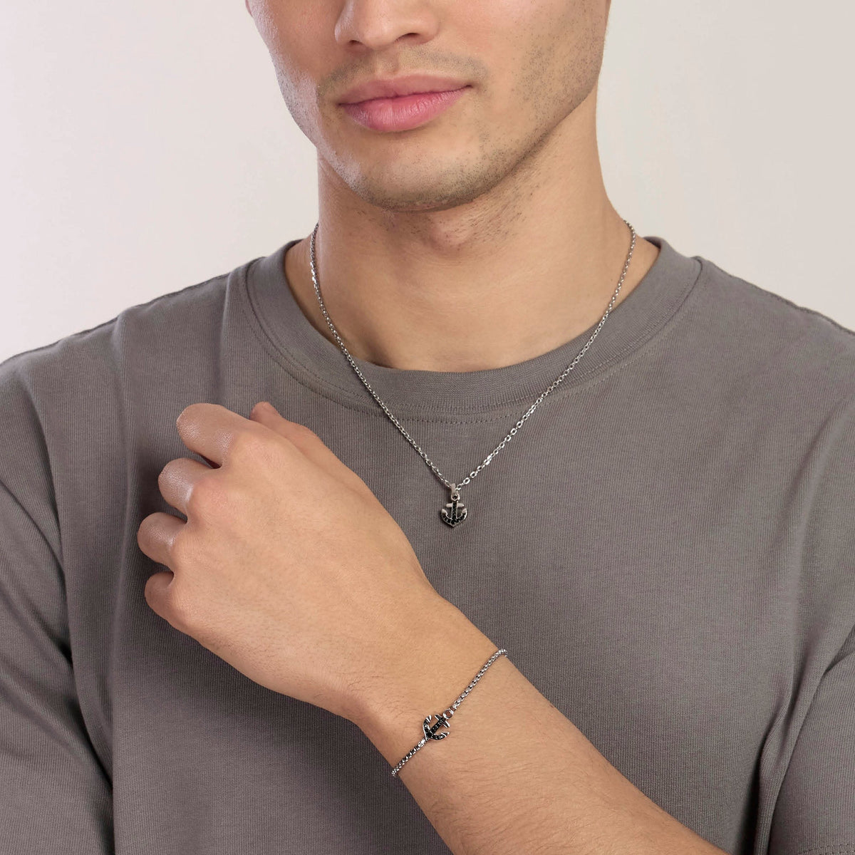 Collana Kidult Style Acciaio Ancora con Cristalli Neri - vista 3