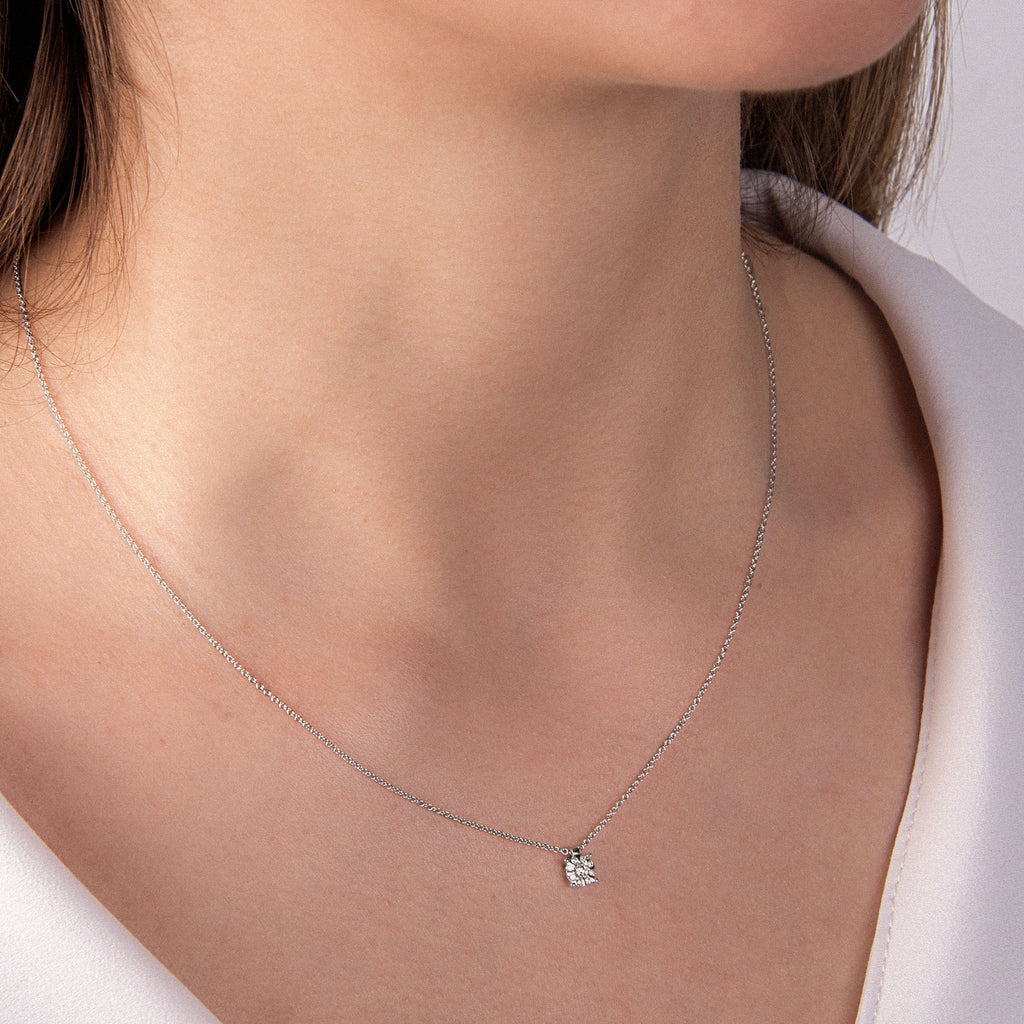 Girocollo Mirco Visconti multipietra con diamanti 0,12 ct indossato