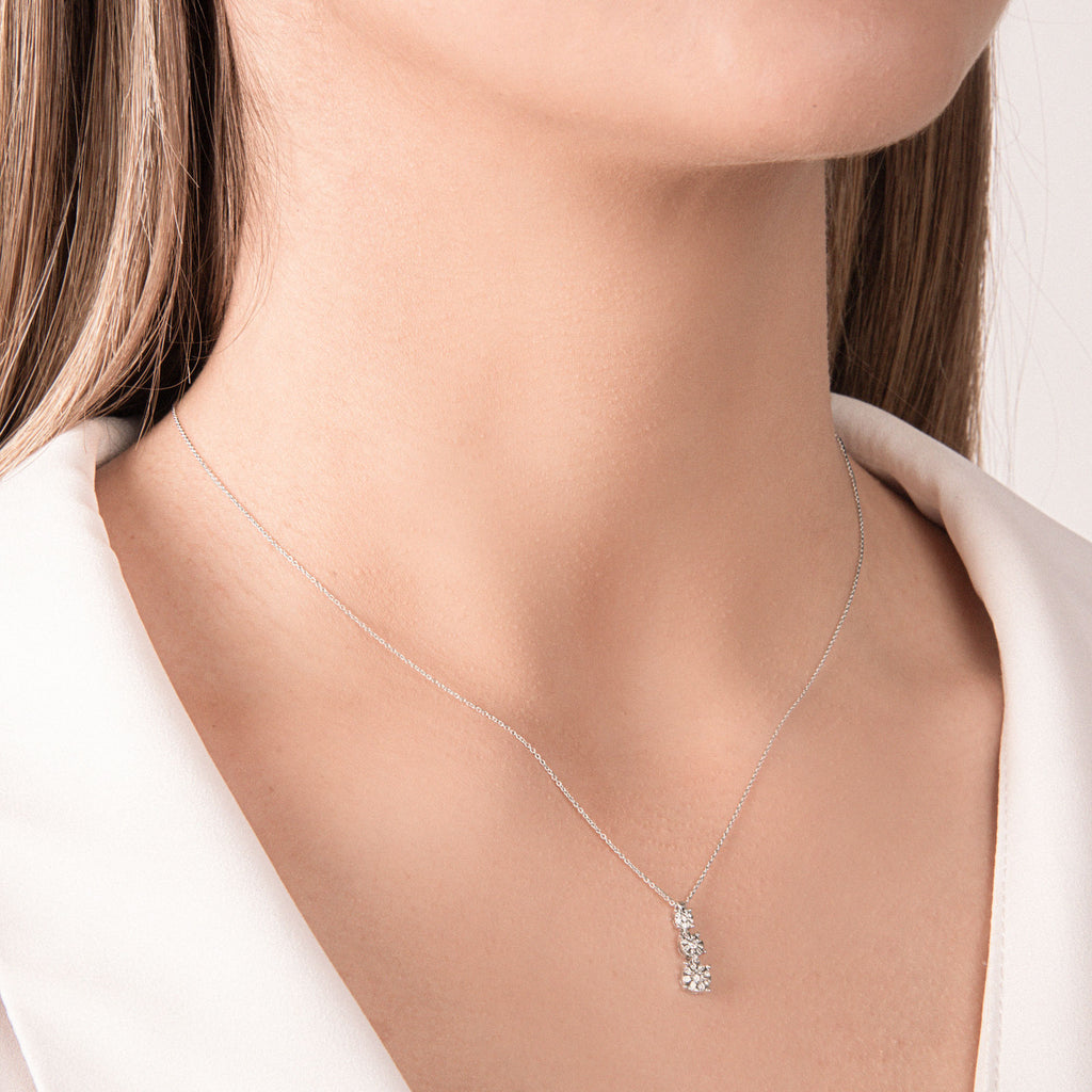 Girocollo trilogy Mirco Visconti con diamanti 0,21 ct indossato