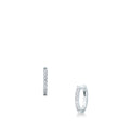 Orecchini Mirco Visconti a cerchio ovale piccolo in oro bianco 18 kt con una fila di diamanti da 0,15 ct, visti di fronte e di lato