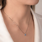 Girocollo Mirco Visconti Oro Bianco 18kt Zaffiro 0,79ct indossato