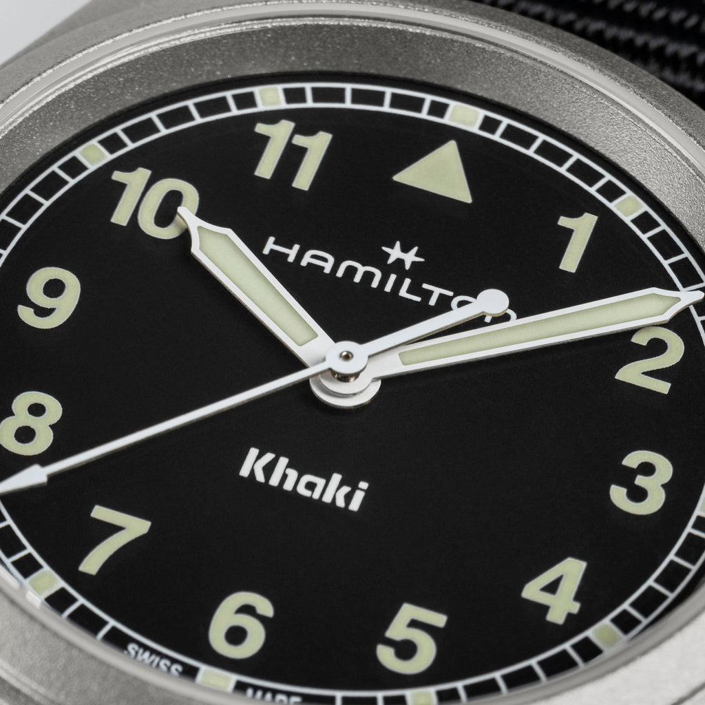 Orologio Hamilton Khaki Field Quartz 33mm Cinturino Nato - dettaglio quadrante