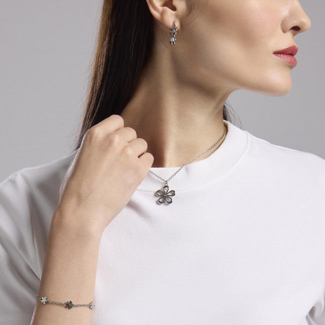Kidult Style 17 Collana